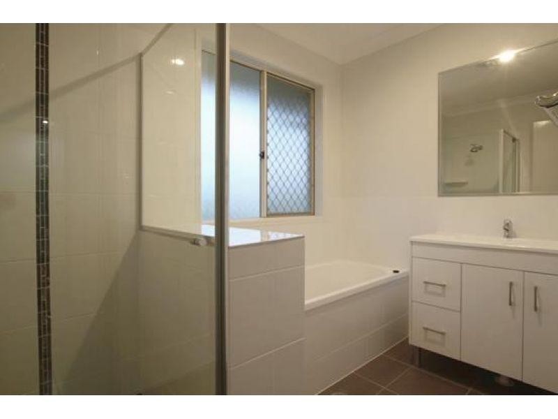 1/5 Lanita Chase, Morayfield QLD 4506