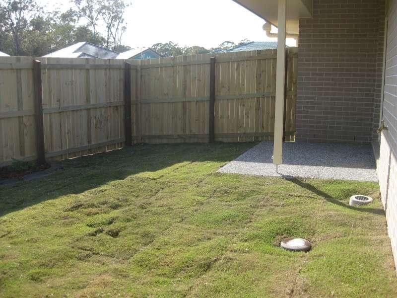 2/5 Lanita Chase, Morayfield QLD 4506