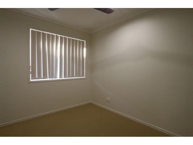 1/11 Sims Street, Caboolture QLD 4510