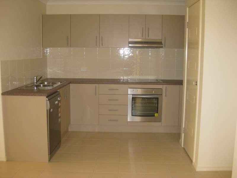 2/26 Apache Street, Dakabin QLD 4503