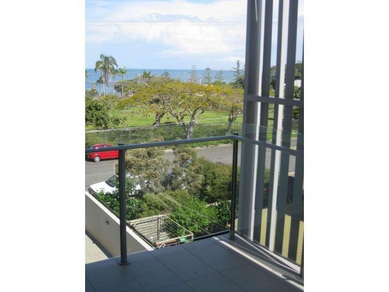 6/75 Sutton Street, Redcliffe QLD 4020