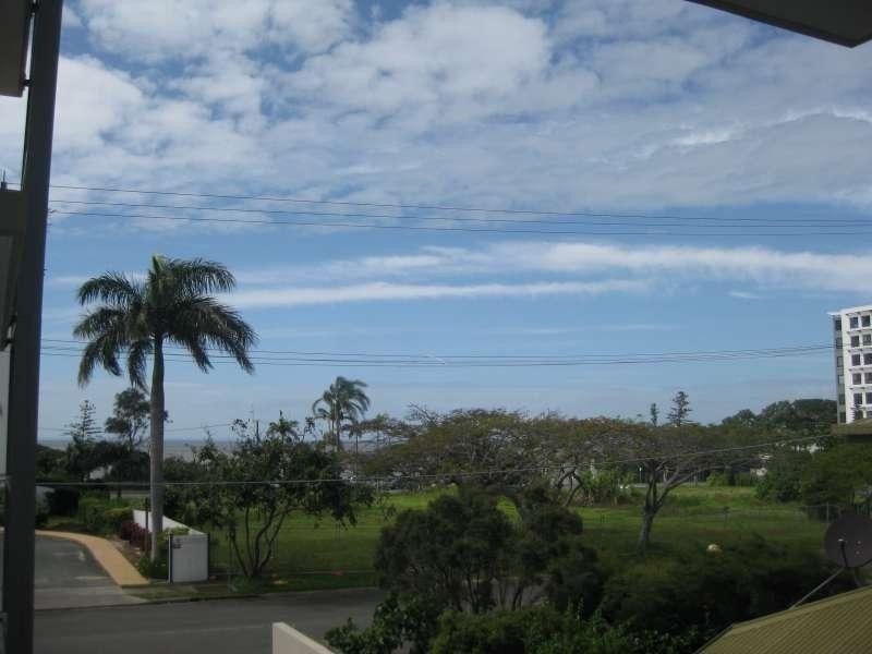 2/75 Sutton Street, Redcliffe QLD 4020