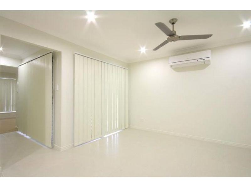 2/8 Telopea Place, Morayfield QLD 4506