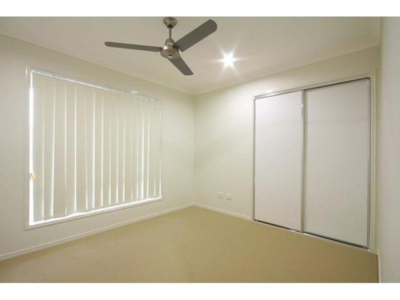 2/8 Telopea Place, Morayfield QLD 4506