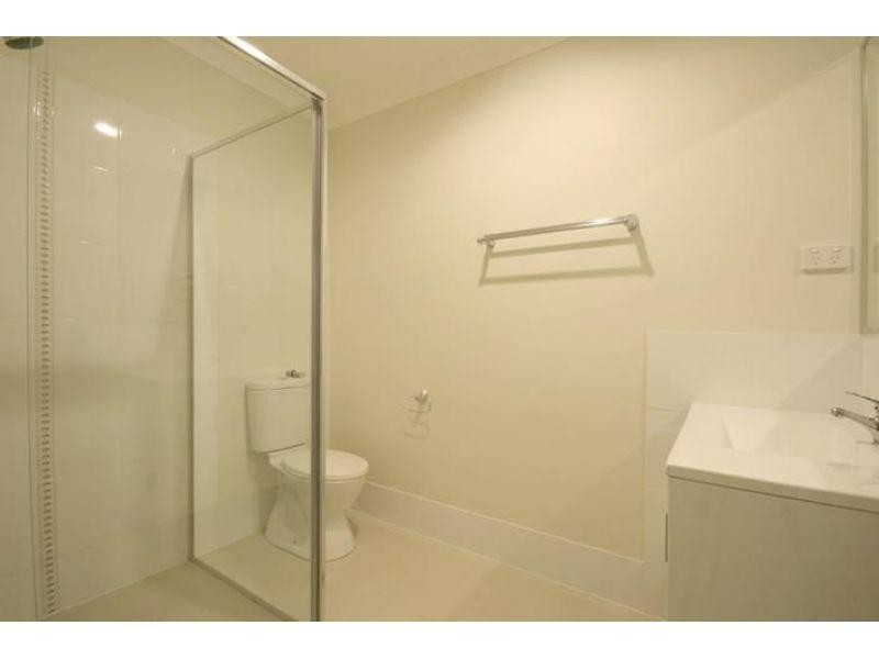 2/8 Telopea Place, Morayfield QLD 4506