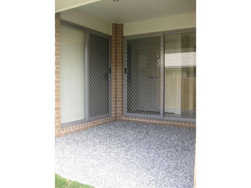 2/8 Telopea Place, Morayfield QLD 4506