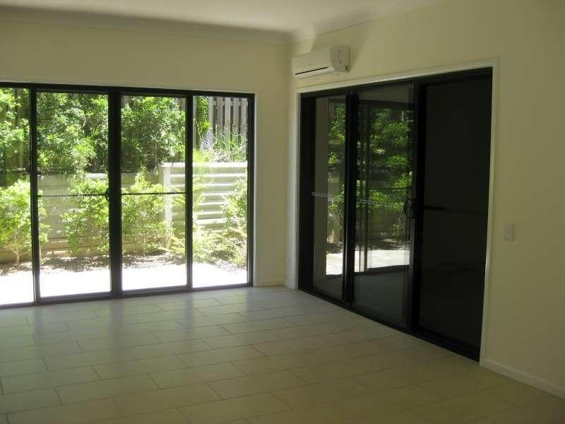 10/3 Swordgrass Court, Kallangur QLD 4503