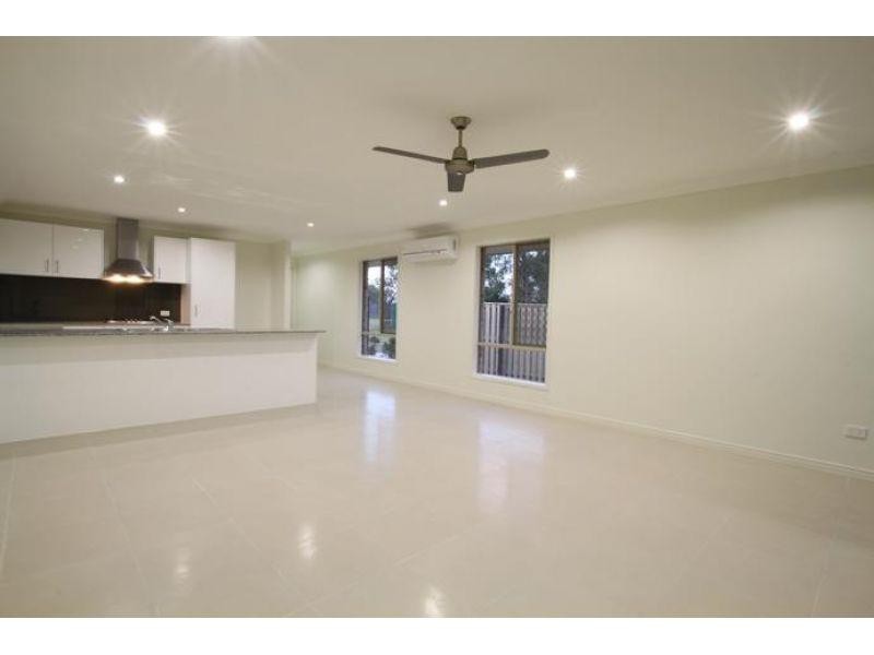 1/2 Danica Court, Morayfield QLD 4506