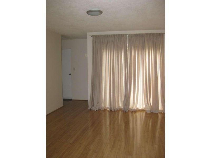 3/115 Prince Edward Parade, Scarborough QLD 4020