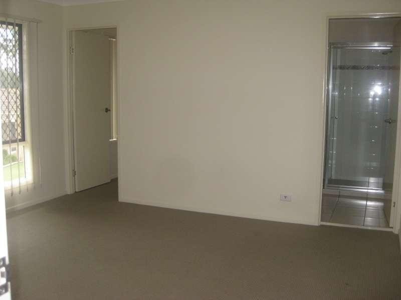 11/51 Silkyoak Drive, Morayfield QLD 4506