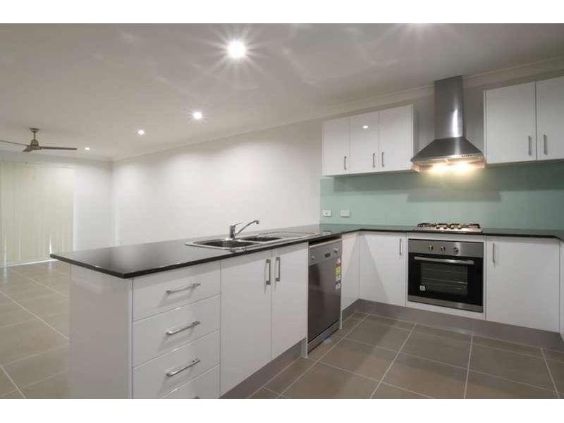 1/6 Soward Court, Morayfield QLD 4506