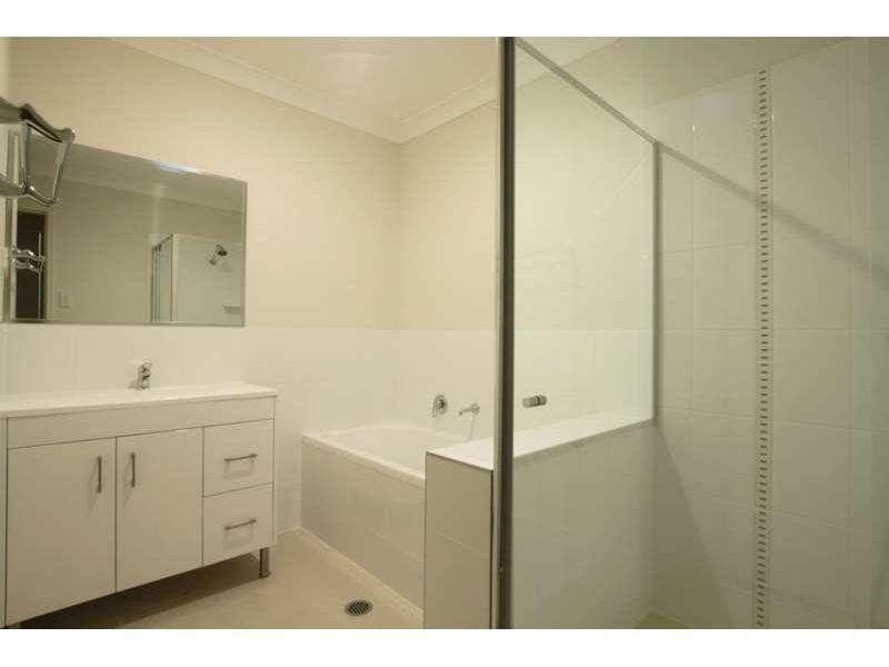 1/7 Thistle Street, Upper Caboolture QLD 4510