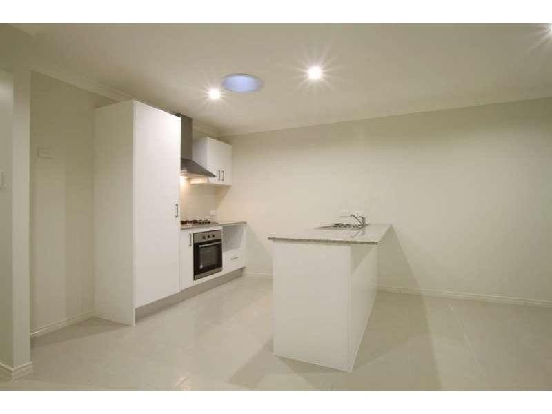 2/7 Thistle Street, Upper Caboolture QLD 4510