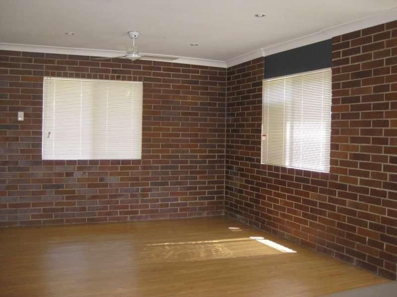 1/144 Frenchs Road, Petrie QLD 4502