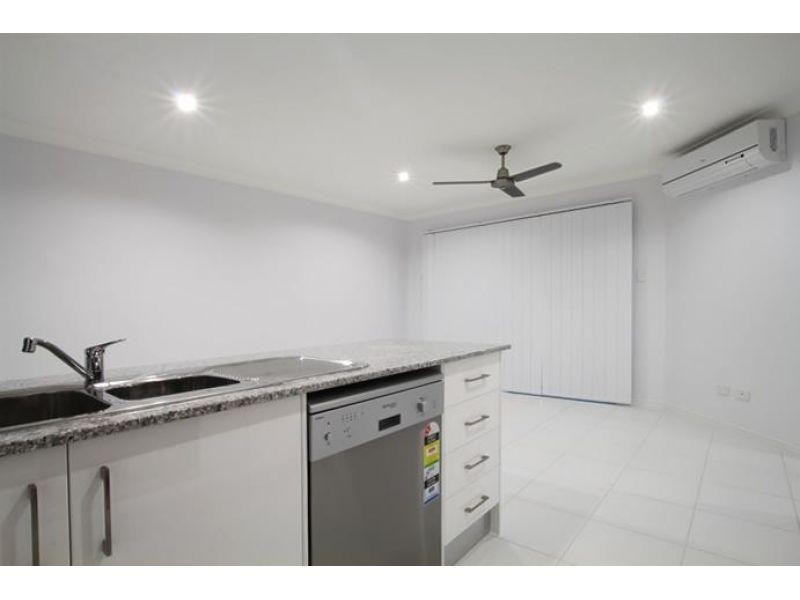 2/1 Soward Court, Morayfield QLD 4506