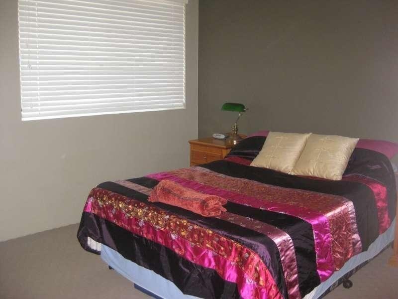 1/115 Prince Edward Parade, Scarborough QLD 4020
