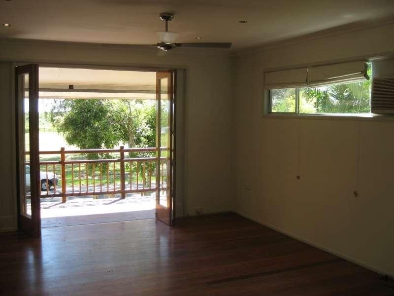 18 Joseph Street, Deception Bay QLD 4508