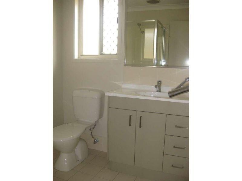 5 Newmarket Drive, Morayfield QLD 4506