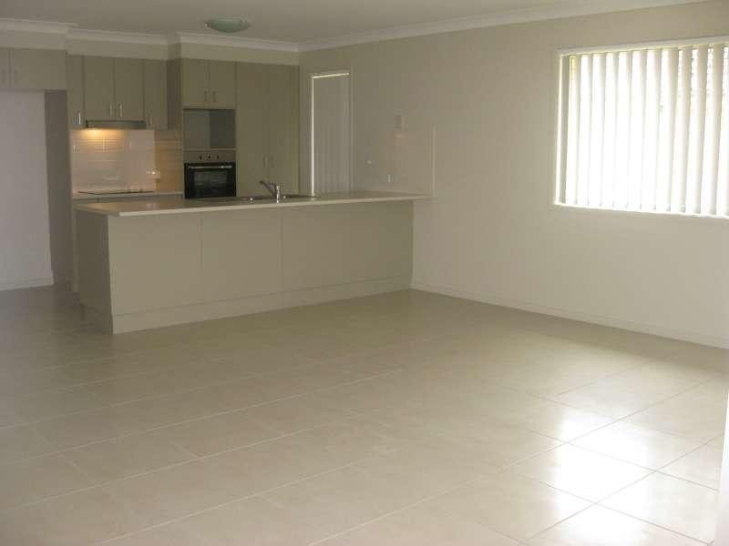 5 Newmarket Drive, Morayfield QLD 4506