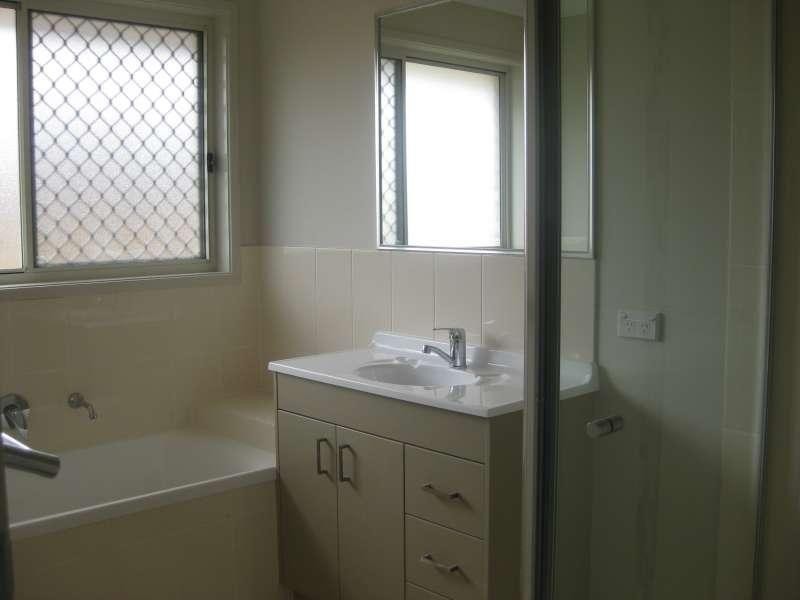 5 Newmarket Drive, Morayfield QLD 4506