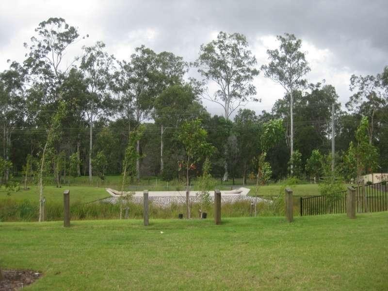 5 Newmarket Drive, Morayfield QLD 4506