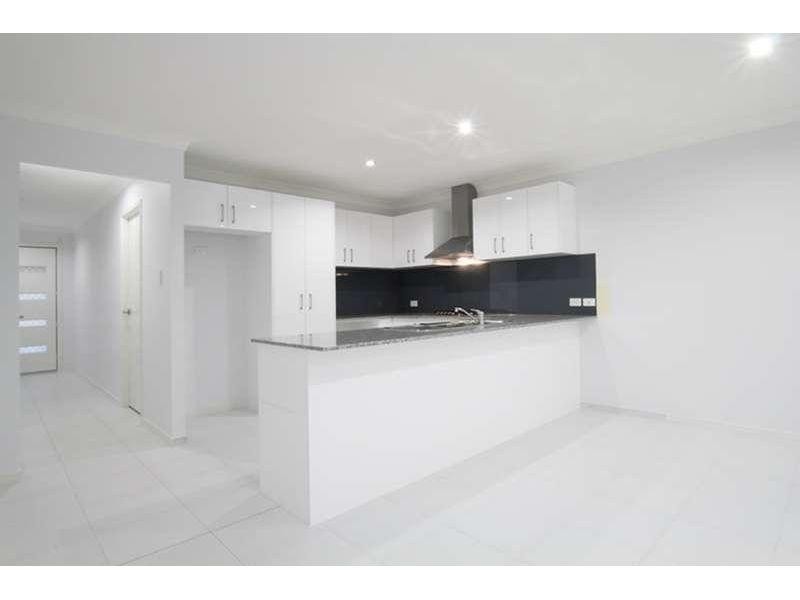 1/5 Sims Street, Caboolture QLD 4510