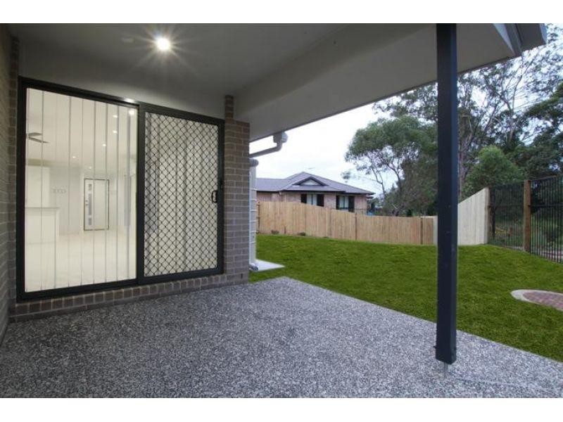 1/6 Sapphire Court, Morayfield QLD 4506