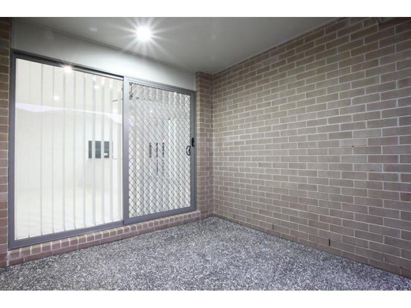 2/8 Thistle Street, Upper Caboolture QLD 4510