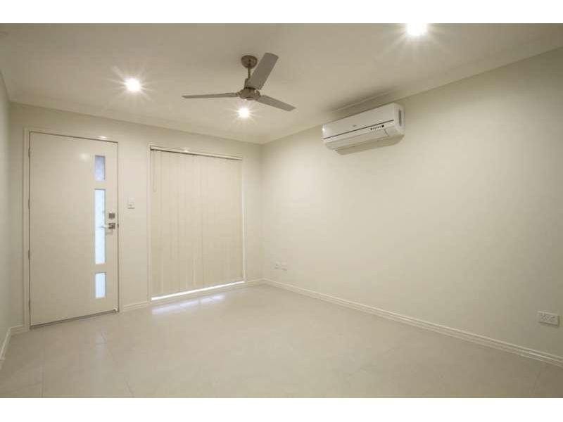 2/8 Wilton Court, Morayfield QLD 4506