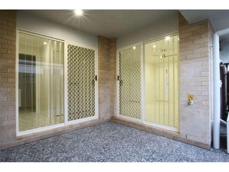 2/8 Wilton Court, Morayfield QLD 4506