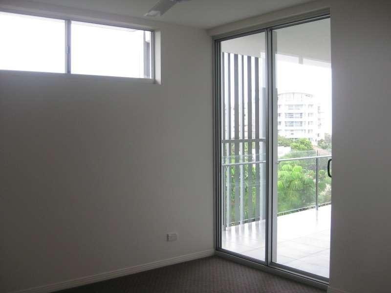 12/75 Sutton Street, Redcliffe QLD 4020