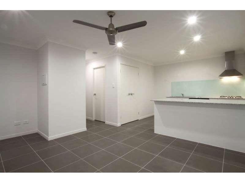 2/29 Toby Close, Kallangur QLD 4503