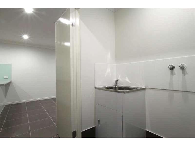 2/29 Toby Close, Kallangur QLD 4503