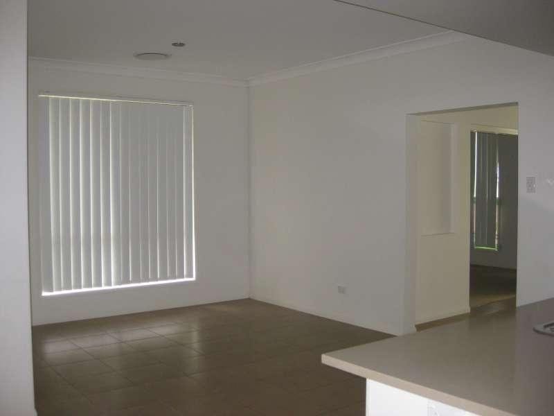 2 Calder Street, North Lakes QLD 4509