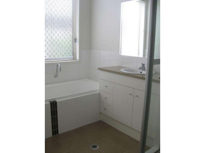 2 Calder Street, North Lakes QLD 4509