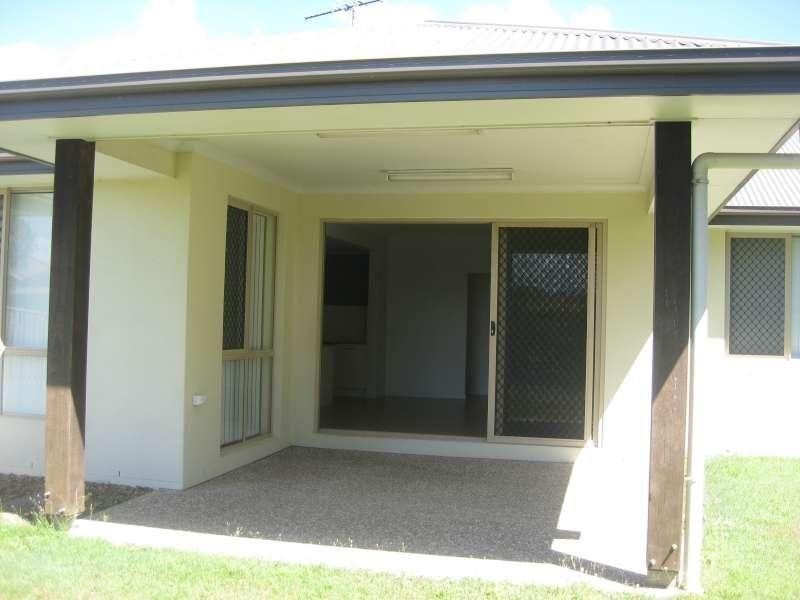 2 Calder Street, North Lakes QLD 4509