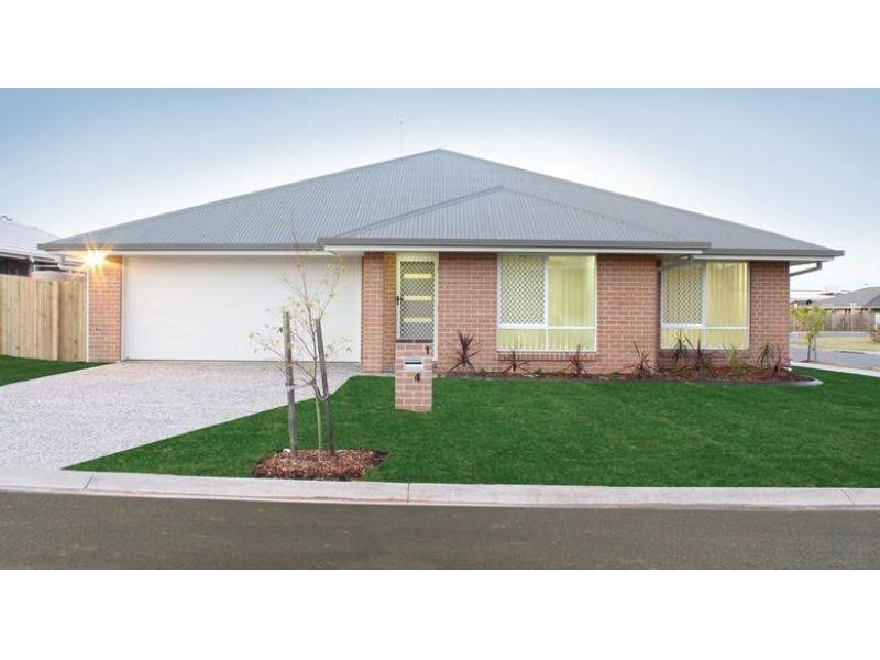 1/4 Levi Avenue, Morayfield QLD 4506