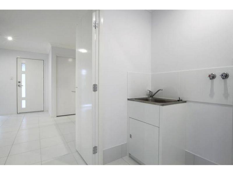 2/20 Braheem Street, Morayfield QLD 4506