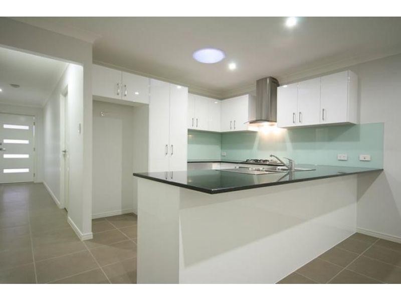 1/9 Baphal Crescent, Narangba QLD 4504