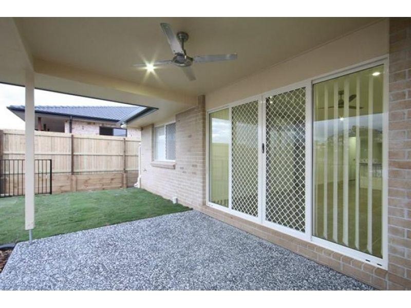 1/9 Baphal Crescent, Narangba QLD 4504