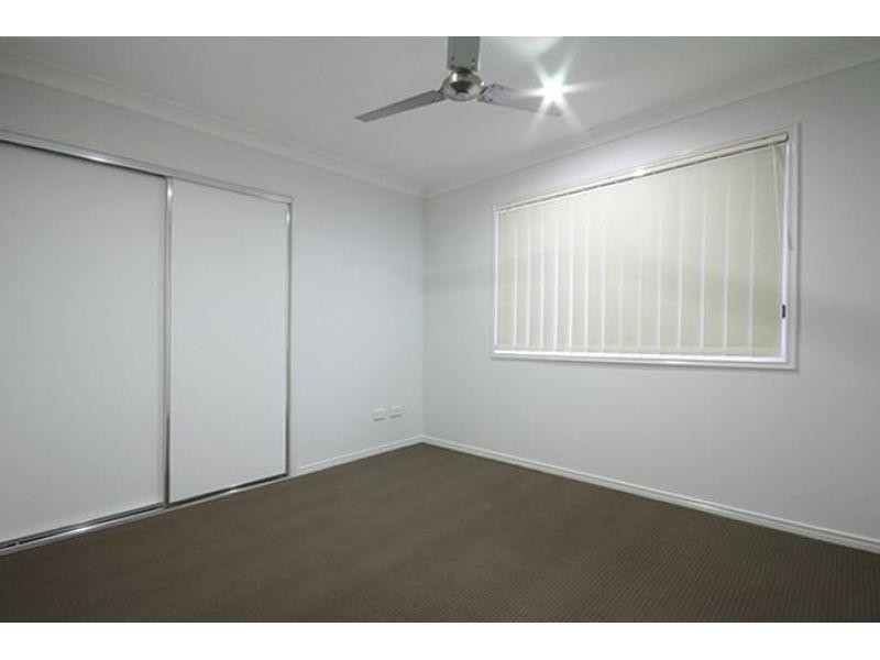 2/9 Baphal Crescent, Narangba QLD 4504