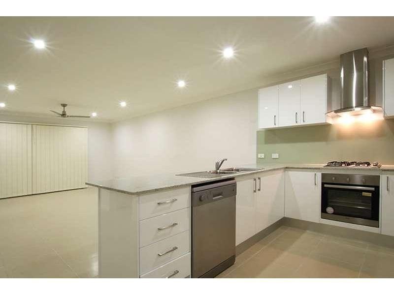 1/31 Sunflower Crescent, Upper Caboolture QLD 4510