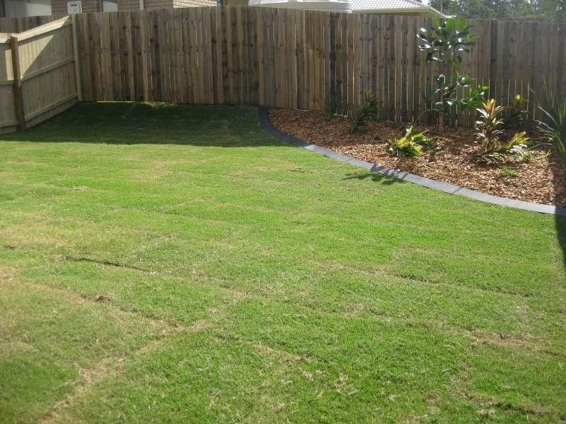 2/31 Sunflower Crescent, Upper Caboolture QLD 4510