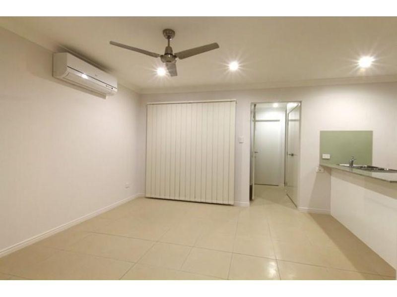 2/3 Reichman Street, Caboolture QLD 4510