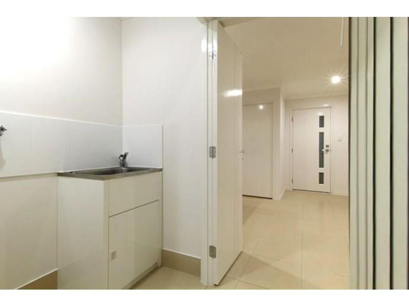 2/3 Reichman Street, Caboolture QLD 4510