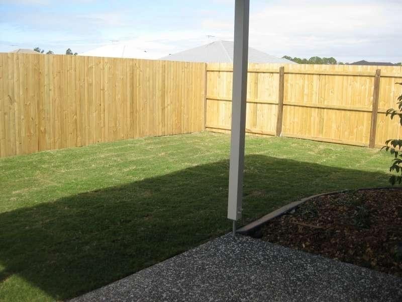 1/77 Reibelt Drive, Caboolture QLD 4510