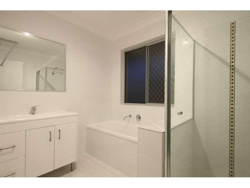 1/11 Thistle Street, Upper Caboolture QLD 4510