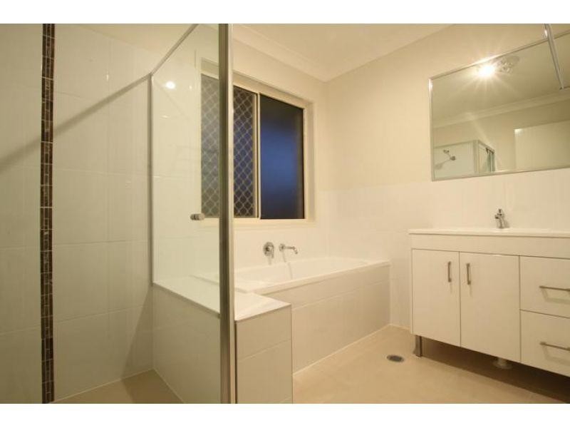 1/79 Reibelt Drive, Caboolture QLD 4510