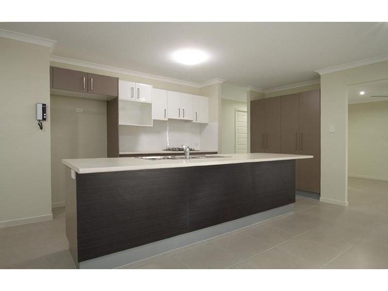 38 Diane Parade, Kallangur QLD 4503