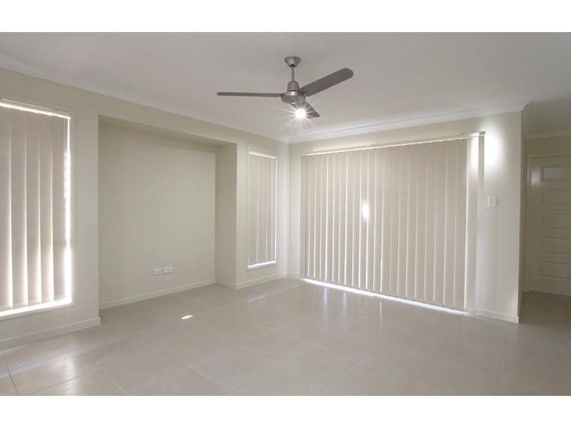 38 Diane Parade, Kallangur QLD 4503